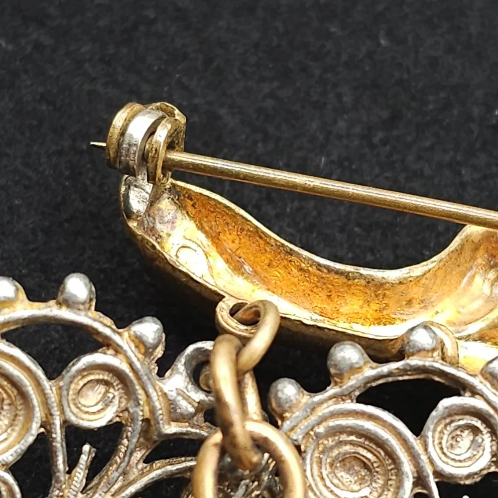 Vintage Filigree Dangle Leaf Brooch Statement‎ Nature Gold & Silver Tone Ornate